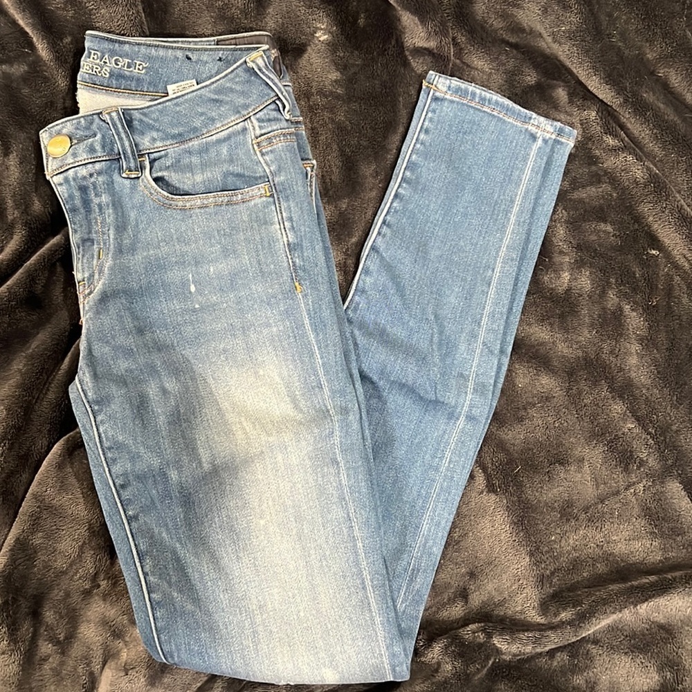 [AEO] NWOT Light Wash Jegging